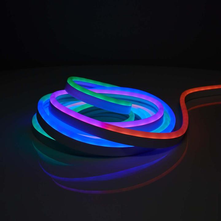Image du produit Nedis WIFILN51CRGB Smart Full Color LED pásek Wi-Fi | Více barev | 5000 mm | IP65 | 960 lm, F (Multicolore, 500 cm, Intérieur, Extérieur)