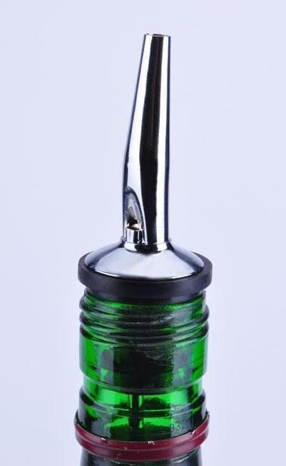 Immagine prodotto Hermex 2 pezzi Beccuccio dosatore Beccuccio dosatore Alcool Olio d'oliva Salse (Beccuccio dosatore + versatore)