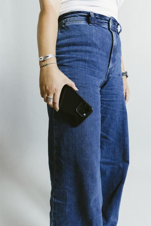 Productafbeelding Nomad Sportief hoesje iPhone 15 Pro Max Zwart