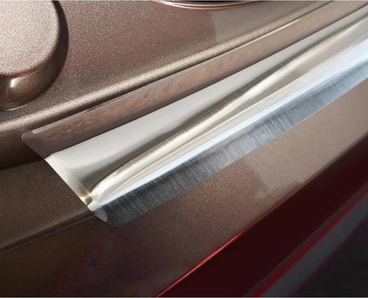 Produktbild Aristar Edelstahl Ladekantenschutz für Mitsubishi Eclipse Cross ab 2018 bis heute (Heck)