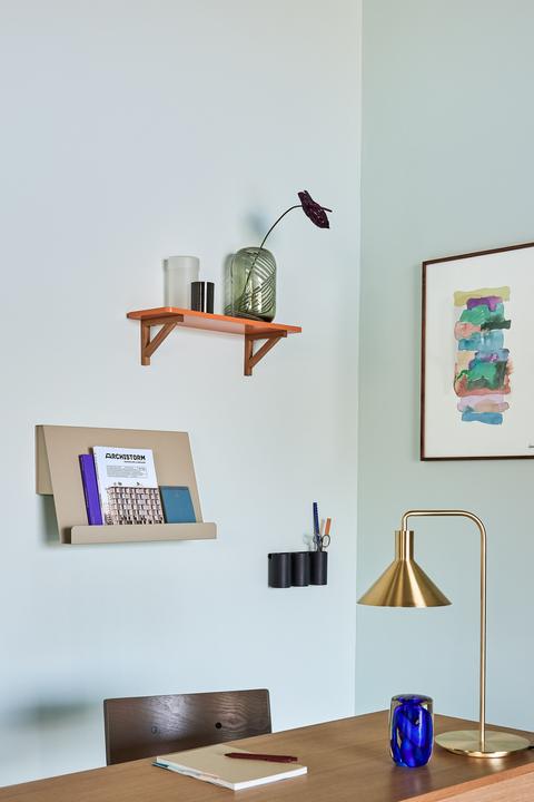 Produktbild Hübsch Slope Wall Magazine Holder Sand