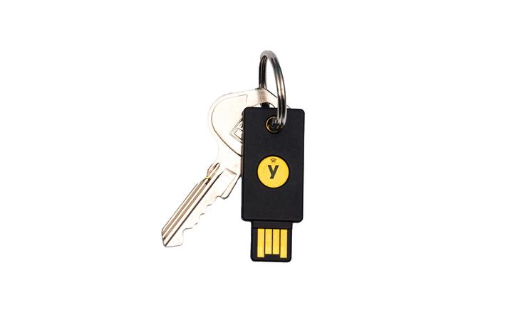 Produktbild Yubico NFC- USB- Sicherheitsschlüssel