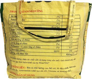 Actual product image Bekos Upcycling - Large Shopper XXL from Recycled Feed Sacks Frog yellow