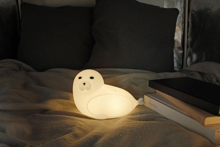Actual product image Winkee Table Lamp - Nightlight Sea Lion