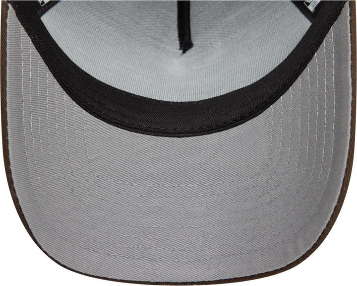 Actual product image New Era Mesh Trucker Cap - Motorsport Racing Beige (One size)