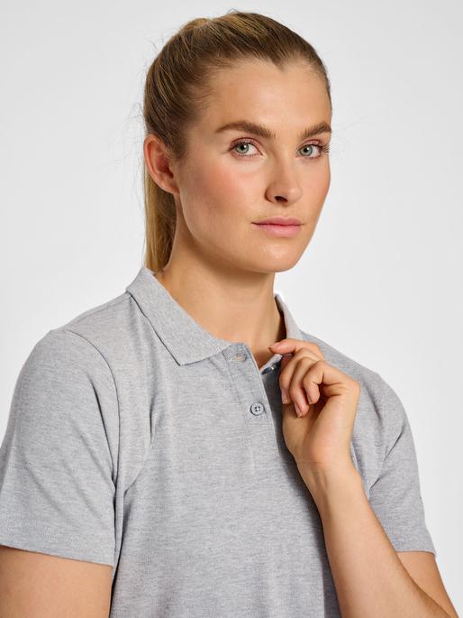 Produktbild hummel Red Classic Polo Woman (S)