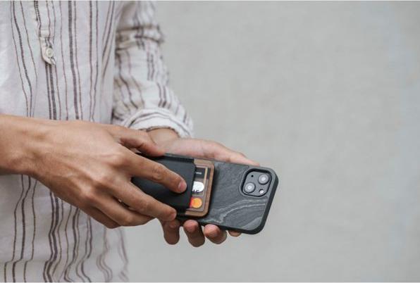Image du produit Woodcessories Bumper Case MagSafe (Apple iPhone 14)