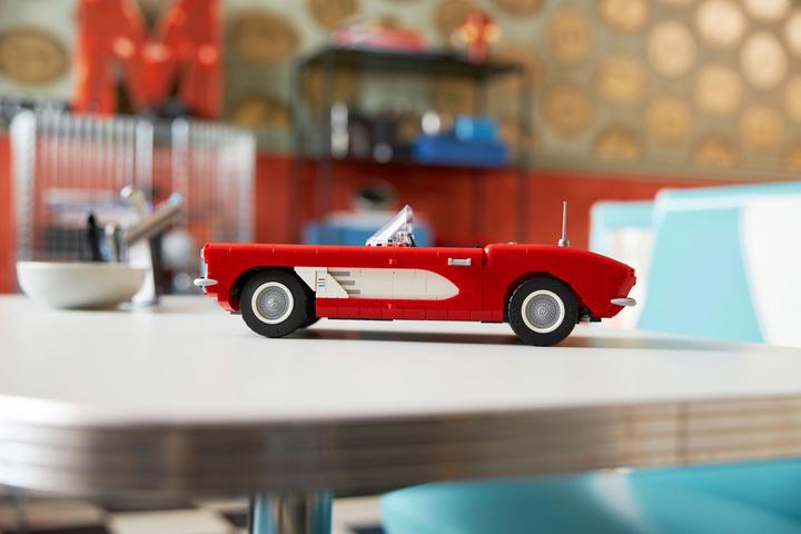 Produktbild LEGO Icons Corvette (10321, LEGO Icons)