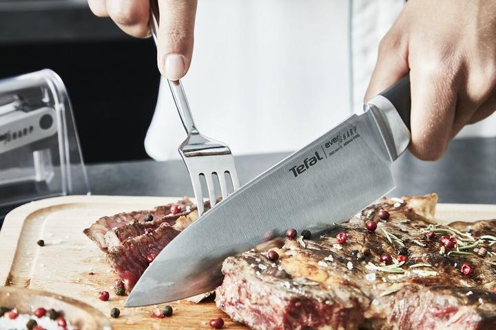 Produktbild Tefal Ever Sharp Kochmesser mit Messerschärfer-Etui (16.50 cm)
