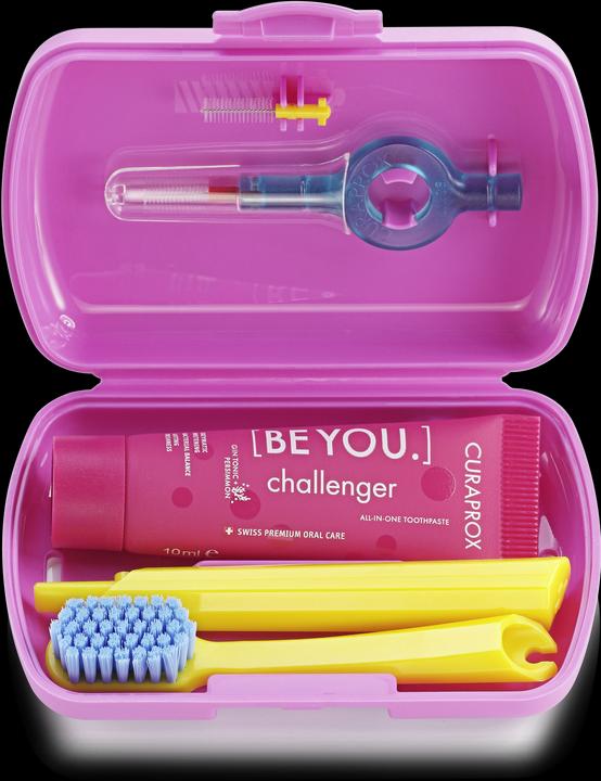 Rose, Jaune, Bleu, Rouge