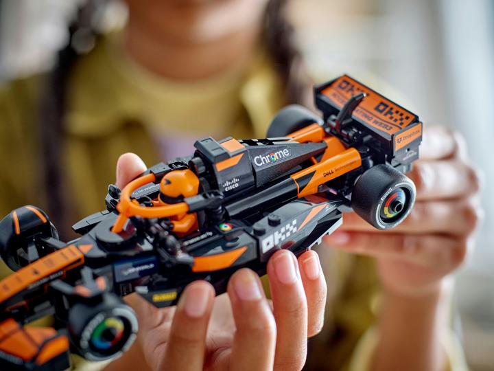 Actual product image LEGO McLaren F1 Team MCL38 Rennauto (77251, LEGO Speed Champions)