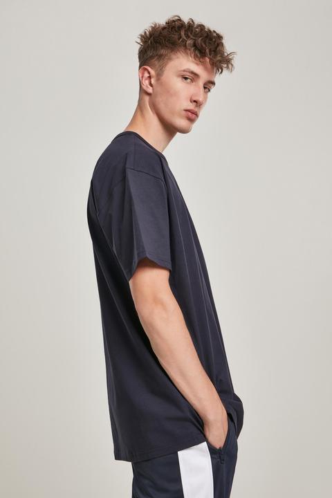 Actual product image Urban Classics Organic Basic Tee (S)