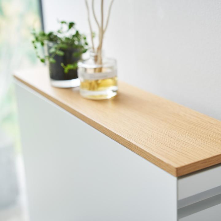Produktbild Yamazaki Auszieh-Regal mit Holzablage TOWER (14 x 56 x 55 cm)