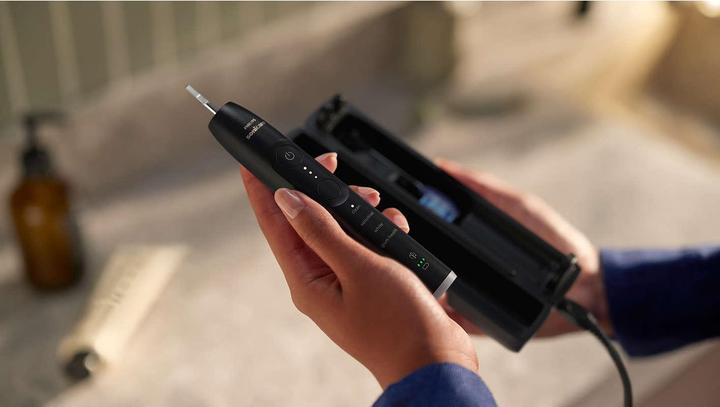 Actual product image Philips Sonicare Series 7100 (Sonic toothbrush)