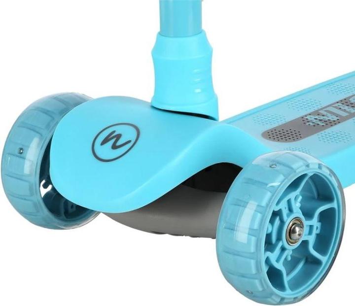 Actual product image Nils Hlb09 Turquoise Scooter Fun