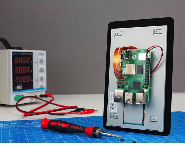 Actual product image Raspberry Pi Official Touch Display 2 7INCH 720x1280
