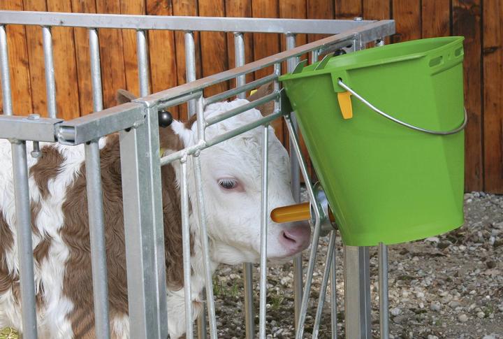 Immagine prodotto Kerbl Hygiene Tränkeeimer mit Klapp-Ventil für Kälber