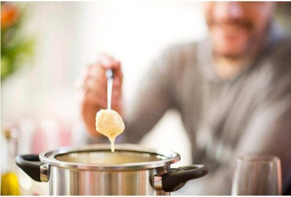 Produktbild Russell Hobbs Fiesta (Käsefondue, Schokoladenfondue, Fondue Bourguignonne, Fondue Chinoise)
