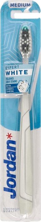 Actual product image Jordan Expert White Toothbrush Medium 1Pc. (Medium, 1 x)