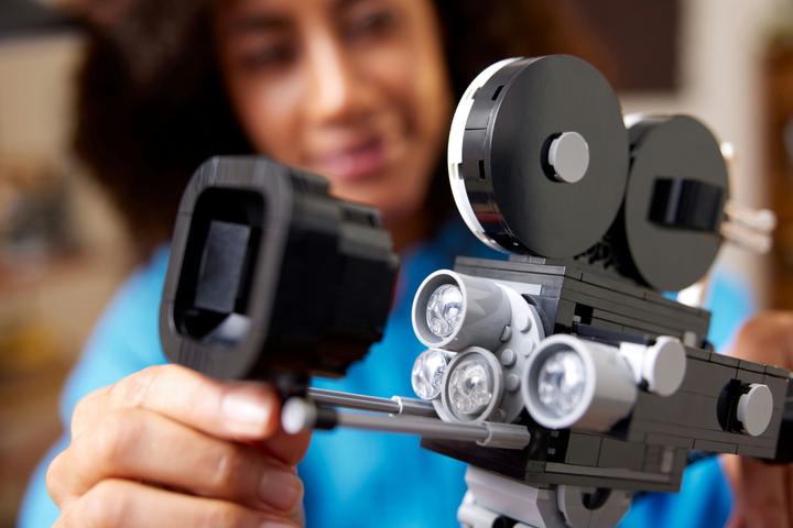 Actual product image LEGO Camera - Homage to Walt Disney (43230, LEGO Rare Sets, LEGO Disney)