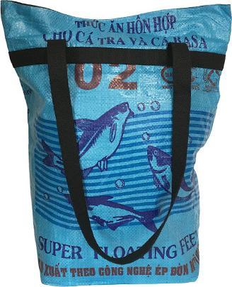 Image du produit Bekos Upcycling - Grand sac à provisions en sacs de nourriture pour poissons recyclés bleu