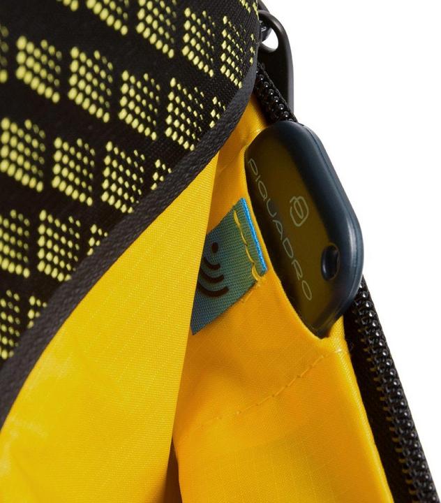 Actual product image Piquadro Laptop Backpack with iPad Compartment and Anti-Theft Blue/Yellow (25.50 l)