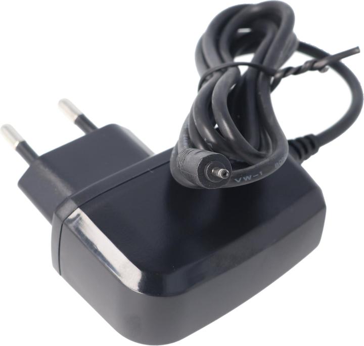 Immagine prodotto AccuCell Reise-Ladegerät Nokia 6070, 6101, 6111, 6136, Nokia AC-3, AC-4 (2,0mm Stecker) (6101, 6111, Nokia 6070)