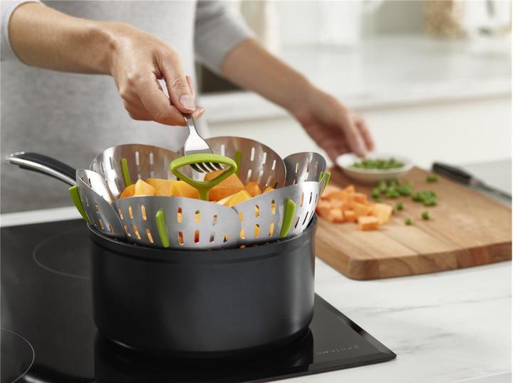 Actual product image Joseph Joseph Steamer Bloom Steel (16 cm, Metal, Plastic)