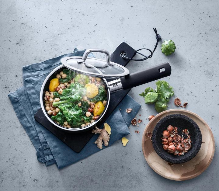 Produktbild WMF Stielkasserolle FUSIONTEC schwarz (16 cm, Kochtopf, Fusiontec)
