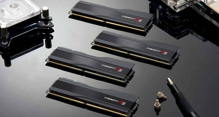 Immagine prodotto G.Skill Trident Z5 RGB (2 x 32GB, 5600 MHz, RAM DDR5, DIMM)