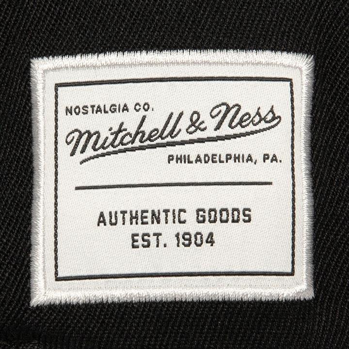 Actual product image Mitchell & Ness Snapback Stretch Cap - Brand Logo schwarz (One size)