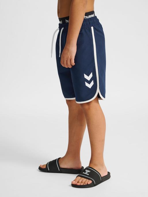 Actual product image hummel hmlSWELL BOARD SHORTS (110)
