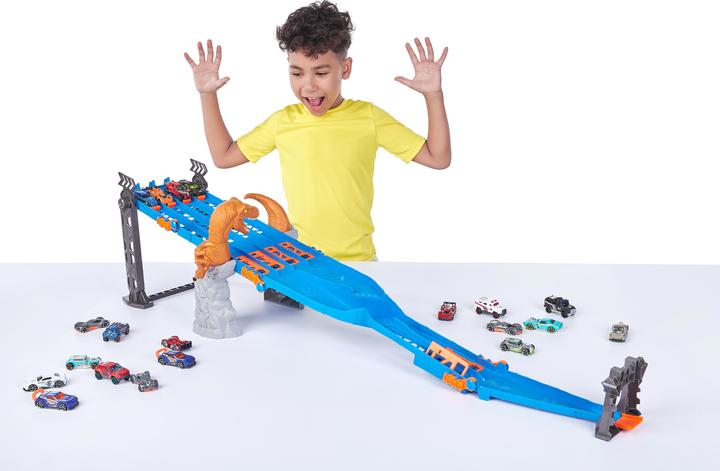 Produktbild Zuru Metal Machines - Playset - 4 Lane Raptor Attack Set (6740)