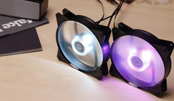 Actual product image Cooler Master MasterFan MF121L (120 mm, 1 x)