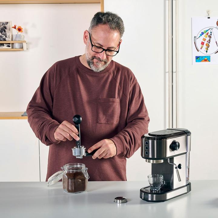 Produktbild Black & Decker Kolbowy ekspres do kawy Black+Decker BXCO1350E (EU-Stecker)