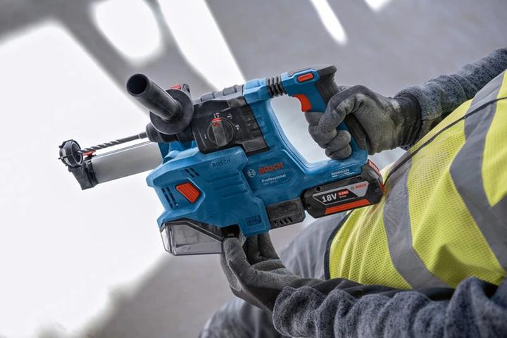 Produktbild Bosch Professional Akku-Bohrhammer mit SDS plus GBH 18V-22, 2 x Akku GBA 18V 4.0Ah, L-BOXX (Akkubetrieb)