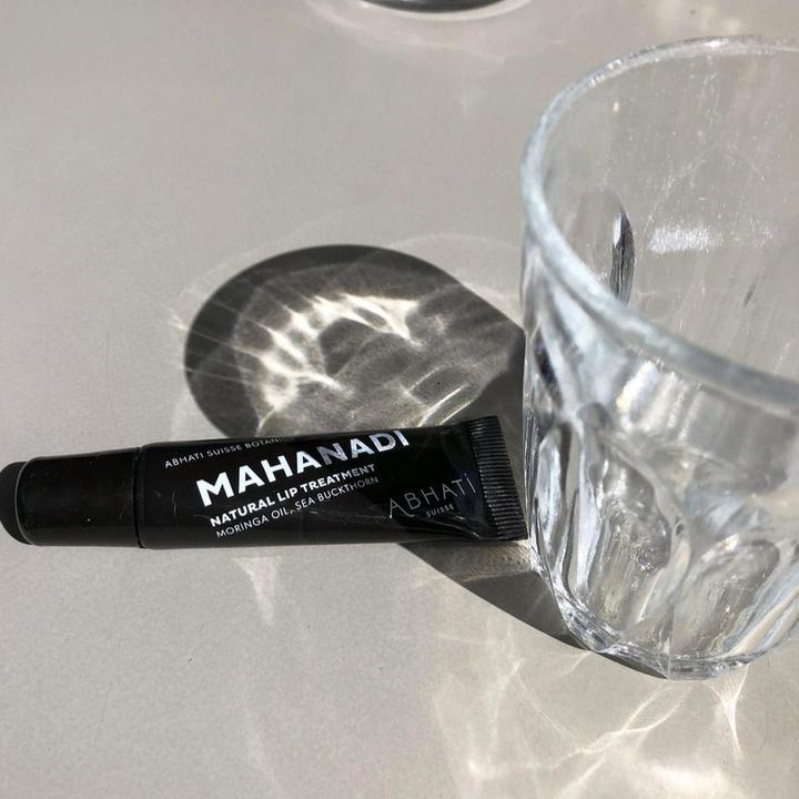 Immagine prodotto Abhati Trattamento naturale delle labbra di Mahanadi (Balsamo, 10 ml)