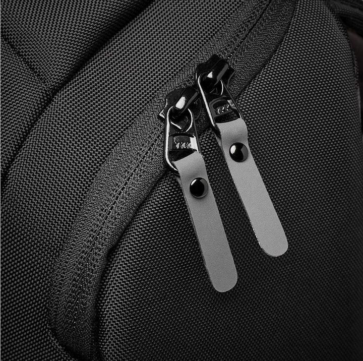 Image du produit Manfrotto Advanced Messenger M III (Sac à bandoulière pour appareil photo, 16 l)