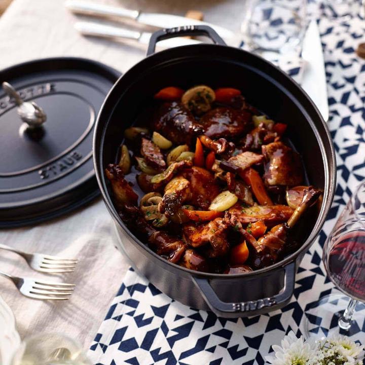 Actual product image Staub Cocotte (29 cm, Casserole + Stewpot, Cast iron, Enamel)