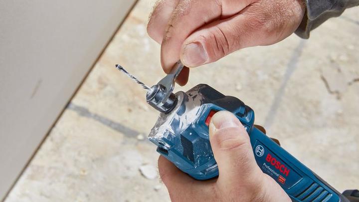 Immagine prodotto Bosch Professional GCU 18V-30 Strumento per ritagli di muro a secco (solo C)