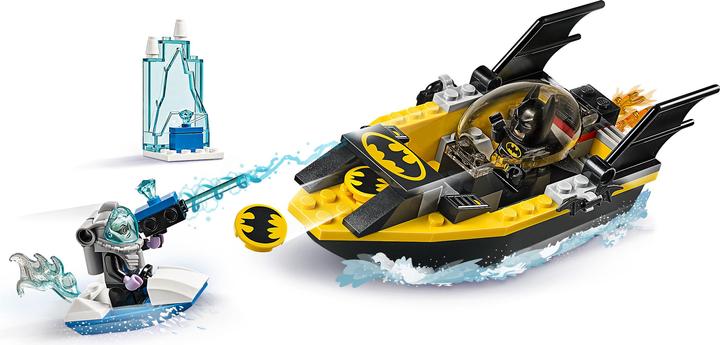 Actual product image LEGO Junior's Batman versus Mr. Freeze. (10737)