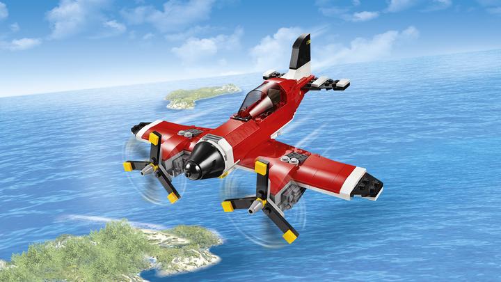 Actual product image LEGO Propeller Plane (31047, LEGO Creator Expert)