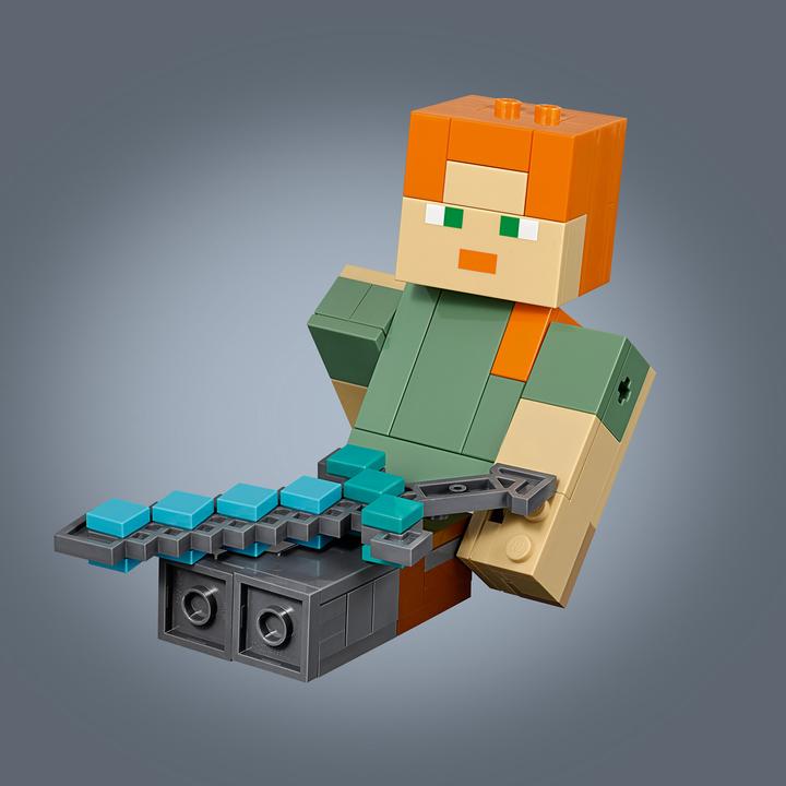 Actual product image LEGO Alex with chicken (21149, LEGO Minecraft)