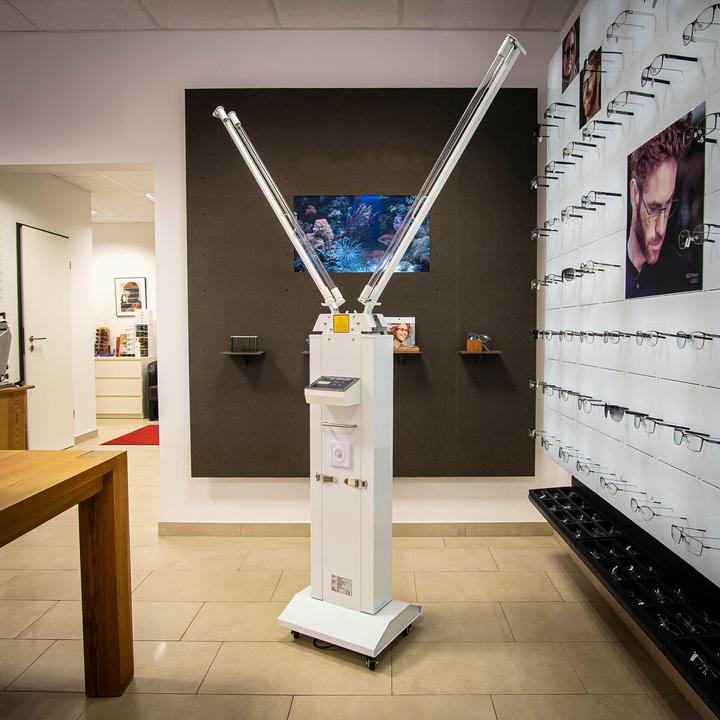 Produktbild Good Connections UV-C Desinfektionsstation 120W mit 4 röhren für 60 m² Raumfläche