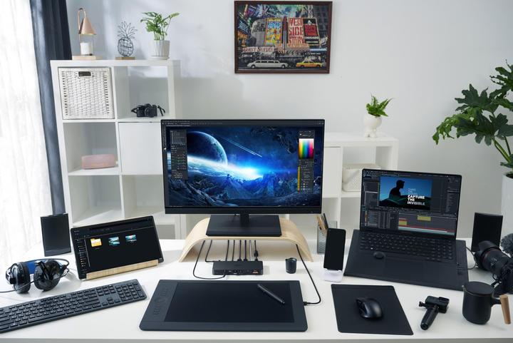 Immagine prodotto ASUS DC500 (Thunderbolt, 10 Porti)