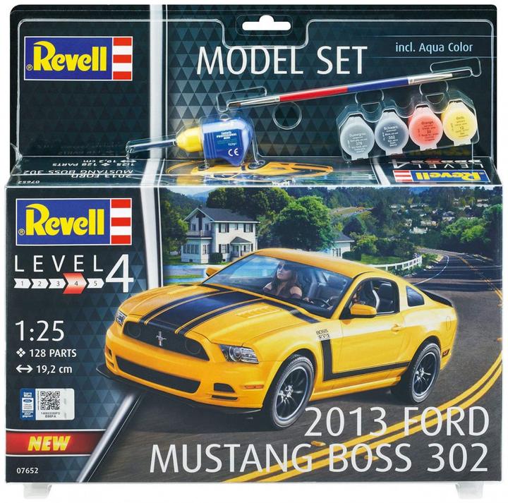 Actual product image Revell Model Set 2013 Ford Mustang Boss 302