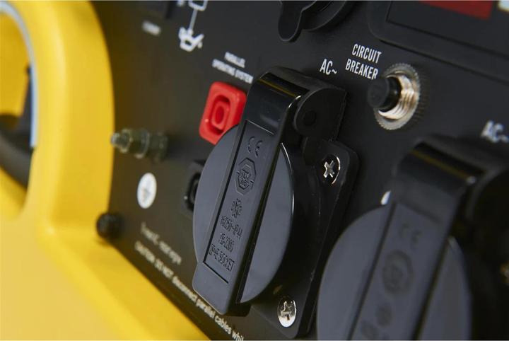Produktbild Champion Power Equipment 3500-Watt-Inverter-Benzingenerator (3500 W, 6 l)
