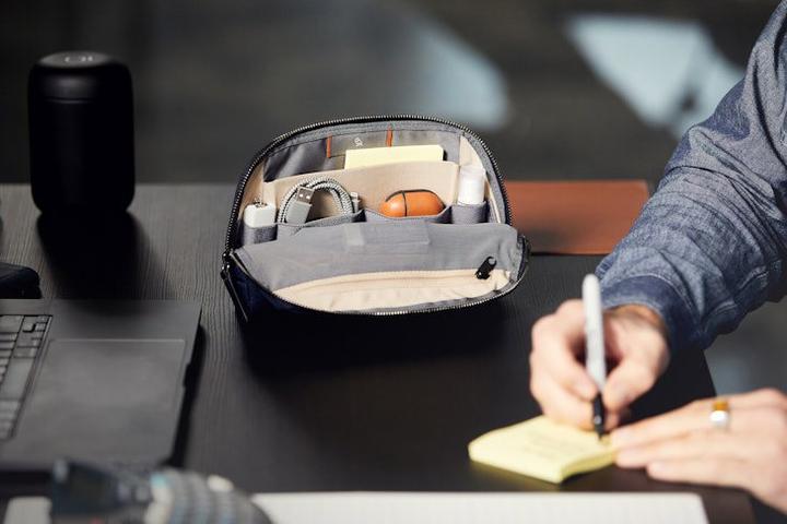 Actual product image Bellroy Desk Caddy (Manicure set)