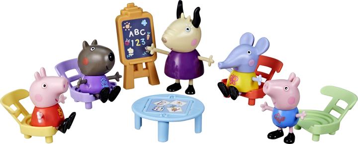 Peppa Pig Peppa's Playgroup Playset, Medium
