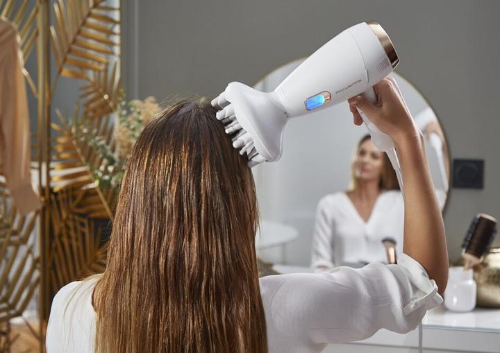 Actual product image Rowenta Ultimate Experience CV9240F0